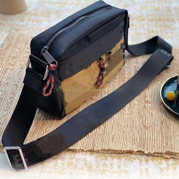 evening bags winter 2023 design chest men's and women's handbag purse full color cute messenger bag shoulder bag size 23cm00
evening bags winter 2023 design chest men's and women's handbag purse full color cute messenger bag shoulder bag size 23cm00