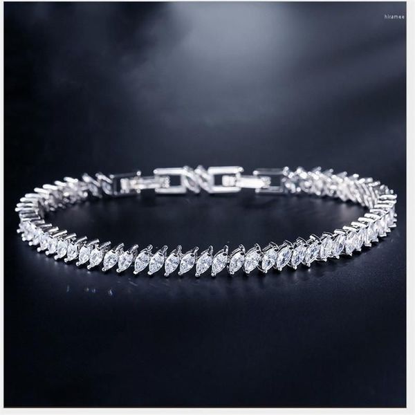 2022 new fashion link bracelets zircon bracelet in europe and america women's female quality, Black
2022 new fashion link bracelets zircon bracelet in europe and america women's female quality, Black
