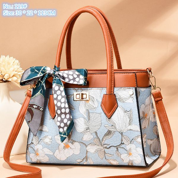 wholesale factory ladies shoulder bag 6 colors small fresh flowers elegant handbag sweet contrast leather backpack foreign ribbon bow mobile
wholesale factory ladies shoulder bag 6 colors small fresh flowers elegant handbag sweet contrast leather backpack foreign ribbon bow mobile