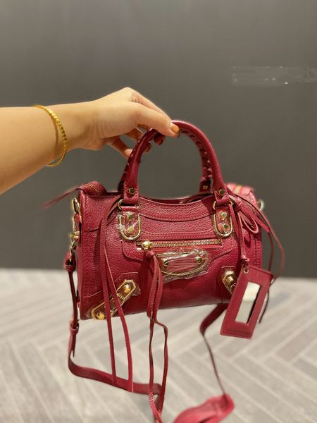 designer women bags crossbody shoulder bag 2022 fashion chain handbags hand wallet coin purses leather
designer women bags crossbody shoulder bag 2022 fashion chain handbags hand wallet coin purses leather