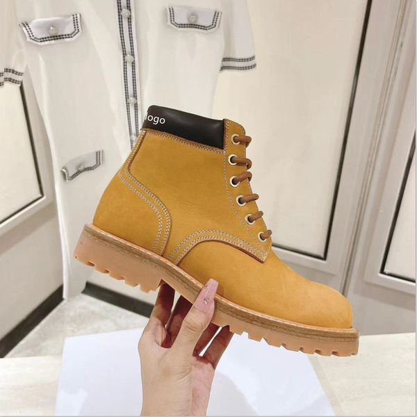 c3lin 2022 designer women martin boots snow boots 2 style rubbing color head cowhide fabric wool lining non-slip outsole brown black 35-40 s
c3lin 2022 designer women martin boots snow boots 2 style rubbing color head cowhide fabric wool lining non-slip outsole brown black 35-40 s