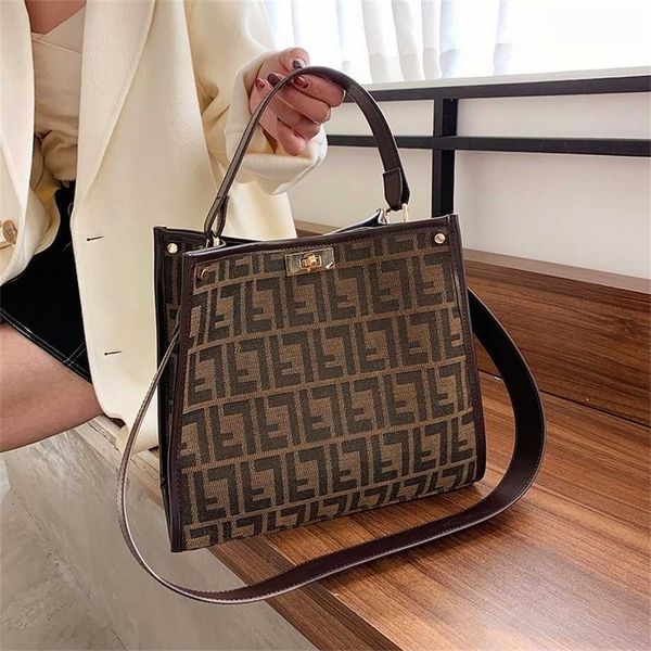 new tote bag canvas women's bag fashion personality messenger printing big portable shoulder handbags premium
new tote bag canvas women's bag fashion personality messenger printing big portable shoulder handbags premium