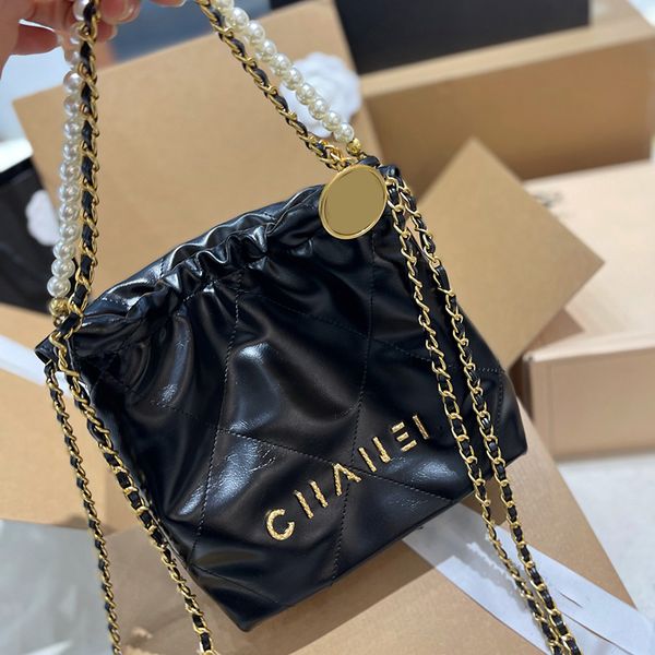 22a womens calfskin 22 mini shopping quilted bags with pearl chain gold metal matelasse crossbody shoulder outdoor sacoche purse designer ha
22a womens calfskin 22 mini shopping quilted bags with pearl chain gold metal matelasse crossbody shoulder outdoor sacoche purse designer ha