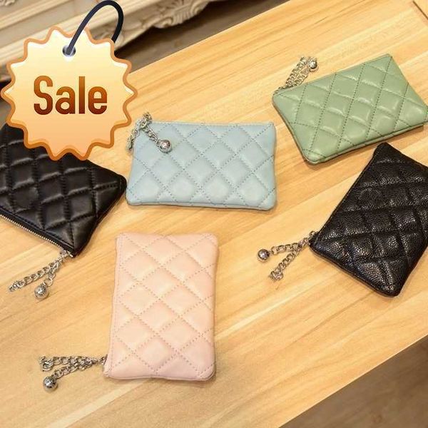 luxury designer purse new fashion small fragrance mini purse sheepskin diamond-shaped zipper multi-slot bag manufacturer direct sales, Red;black
luxury designer purse new fashion small fragrance mini purse sheepskin diamond-shaped zipper multi-slot bag manufacturer direct sales, Red;black