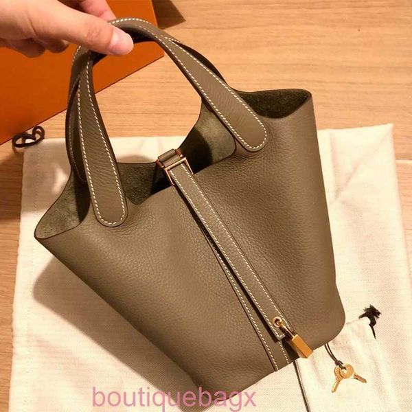 designer herme bag womens picotin lock handbags tote handbag first layer cowhide fashion vegetable sket bag 2022 women's niche hand lea
designer herme bag womens picotin lock handbags tote handbag first layer cowhide fashion vegetable sket bag 2022 women's niche hand lea