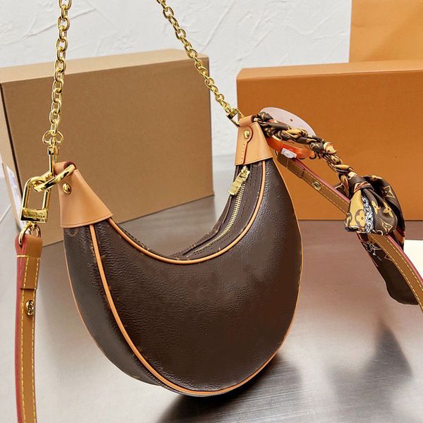 fashion designer thev loop halfmoon bag hobo totes women circule shoulder clutch handbag airport crescent underarm hobo crossbody luxury
fashion designer thev loop halfmoon bag hobo totes women circule shoulder clutch handbag airport crescent underarm hobo crossbody luxury
