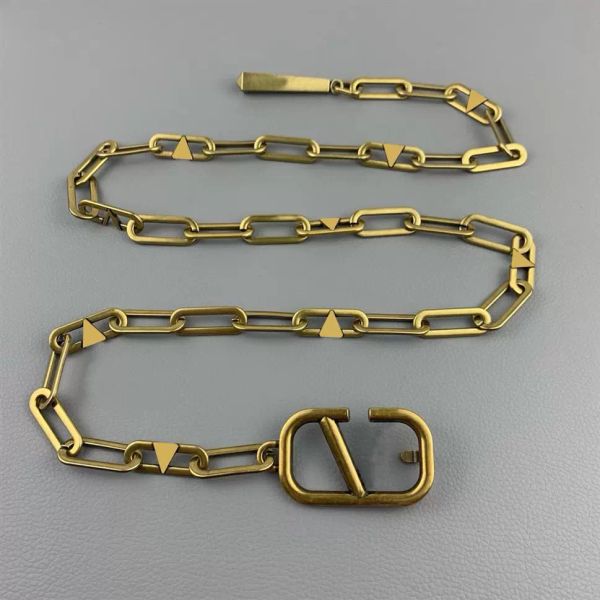 womens designers chains belts fashion luxury designer link belt for women letter v buckle waist chain vintage gold waistband bronz5943180, Black;brown
womens designers chains belts fashion luxury designer link belt for women letter v buckle waist chain vintage gold waistband bronz5943180, Black;brown