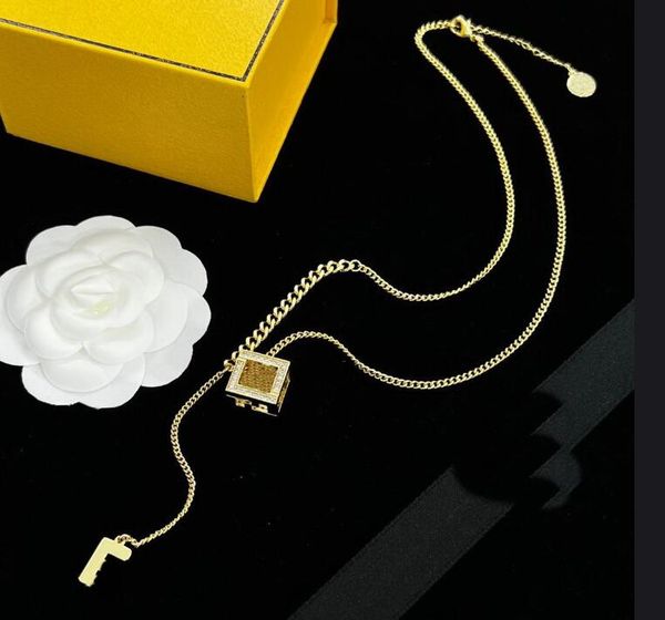 luxury design classic fashion women brass necklace gold f initials letter pendants designer jewelry birthday festive party gifts fn2 - - 0 6, Silver
luxury design classic fashion women brass necklace gold f initials letter pendants designer jewelry birthday festive party gifts fn2 - - 0 6, Silver