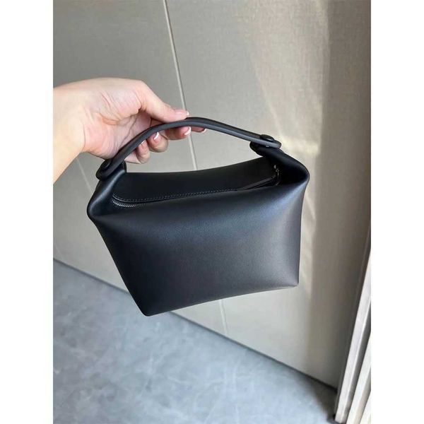 designer luxury women the tote bag fashion versatile handbags shoulder crossbody bags purse tories totes large capacity saddle wallets 7a 17
designer luxury women the tote bag fashion versatile handbags shoulder crossbody bags purse tories totes large capacity saddle wallets 7a 17