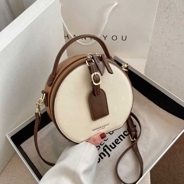 hand texture fashion messenger small round women's spring 2022 style hand single shoulder bag this year
hand texture fashion messenger small round women's spring 2022 style hand single shoulder bag this year
