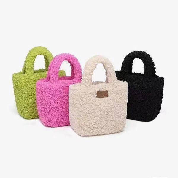 retro mini wgg woman bag clutch 2022 new sweet adeline sherpa fashion handbag luxury designer malibel shoulder bag temperament strap
retro mini wgg woman bag clutch 2022 new sweet adeline sherpa fashion handbag luxury designer malibel shoulder bag temperament strap