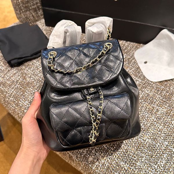 womens oil leather calfskin black backpack bags with drawstring aged gold chain outdoor fashion trend street pocket for girls laudes designe
womens oil leather calfskin black backpack bags with drawstring aged gold chain outdoor fashion trend street pocket for girls laudes designe