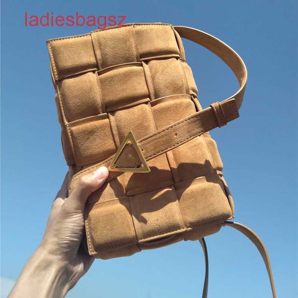 cassette bag designer bottegas bags venetas handbag online shop woven pillow crossbody versatile cassette velvet women's 2022 new
cassette bag designer bottegas bags venetas handbag online shop woven pillow crossbody versatile cassette velvet women's 2022 new