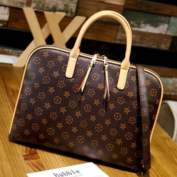 big professional bag one shoulder handbag women's business computer briefcase a4 document
big professional bag one shoulder handbag women's business computer briefcase a4 document