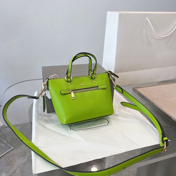 new crossbody designer bags for womens cute shoulder bag small totes luxurys handbags girls christmas presents with box
new crossbody designer bags for womens cute shoulder bag small totes luxurys handbags girls christmas presents with box