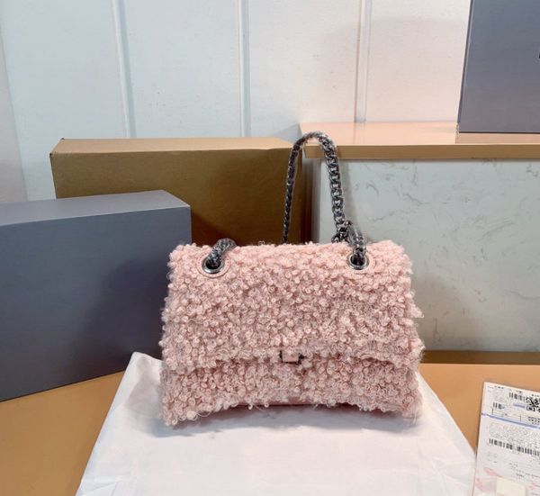 new autumn winter woolen hourglass clutch bags limited edition forever bag totes handbags luxurys designer female bags women men balencaigai
new autumn winter woolen hourglass clutch bags limited edition forever bag totes handbags luxurys designer female bags women men balencaigai