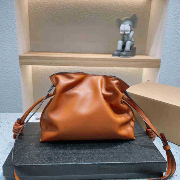 loews fashion bags leather designer 2022 autumn balloon bucket diagonal cross net red same style
loews fashion bags leather designer 2022 autumn balloon bucket diagonal cross net red same style