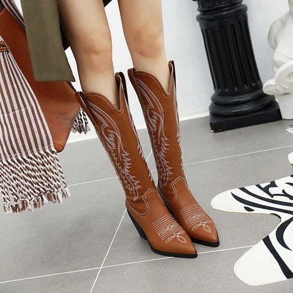 boots woman fashion silk fabric gold women boots embroidered print pleated pointed toe stilettosg221111, Black
boots woman fashion silk fabric gold women boots embroidered print pleated pointed toe stilettosg221111, Black