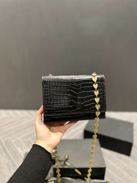 tz fashion handbags luxurys designer shoulder bags metal gold love chain bag women cowhide flip cover crossbody bags black classic crocodile
tz fashion handbags luxurys designer shoulder bags metal gold love chain bag women cowhide flip cover crossbody bags black classic crocodile