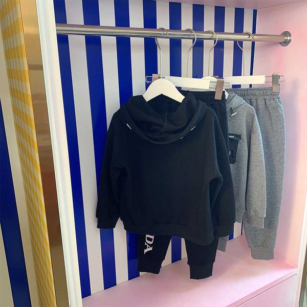 high end children's clothing boys' set spring and autumn new jacket long sleeve zipper jacket casual pants twopiece set g220810, White
high end children's clothing boys' set spring and autumn new jacket long sleeve zipper jacket casual pants twopiece set g220810, White