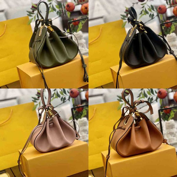 shopping bags wrinkled clouds women cute adjustable drawstring mouth handbag shoulder leather luxury designer crossbody female purses 220307
shopping bags wrinkled clouds women cute adjustable drawstring mouth handbag shoulder leather luxury designer crossbody female purses 220307