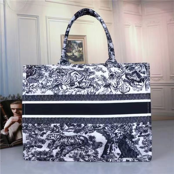 design diagonal shoulder bag retro solid color hand-stitched large capacity leather portable ladies new fashion multifunctional mother and
design diagonal shoulder bag retro solid color hand-stitched large capacity leather portable ladies new fashion multifunctional mother and