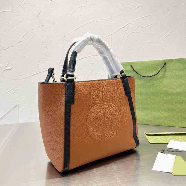 evening bags totes classic mummy bag women high capacity tote bags designer cowhide handbags shoulder lady shopping purse 220829
evening bags totes classic mummy bag women high capacity tote bags designer cowhide handbags shoulder lady shopping purse 220829