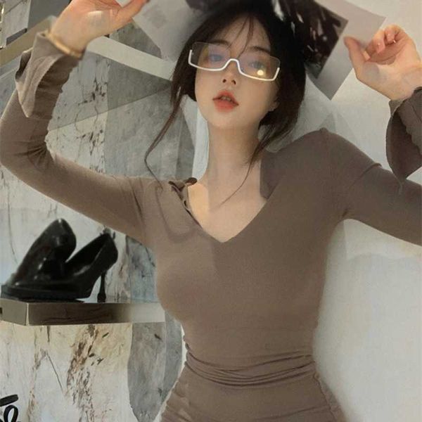 autumn neckline lace dress in korean style short skirt in the waist with long sleeves, Black;gray
autumn neckline lace dress in korean style short skirt in the waist with long sleeves, Black;gray