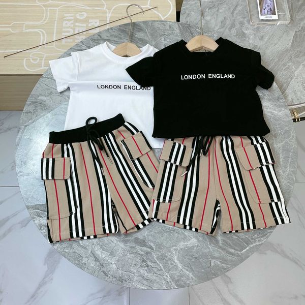 summer boys' suit round neck tshirt short sleeve lettered pattern striped shorts pcs casual wear g220810, White
summer boys' suit round neck tshirt short sleeve lettered pattern striped shorts pcs casual wear g220810, White