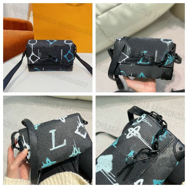 mini soft trunk bag steamer wearable shoulderbag box chain-pin flap magnetic graffiti print letter gradient monograms messenger crossbody ph
mini soft trunk bag steamer wearable shoulderbag box chain-pin flap magnetic graffiti print letter gradient monograms messenger crossbody ph