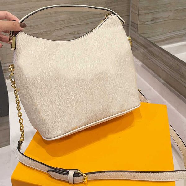 designer luxury women the tote bag fashion versatile handbags shoulder crossbody bags purse tories totes large capacity saddle wallets 7a 6
designer luxury women the tote bag fashion versatile handbags shoulder crossbody bags purse tories totes large capacity saddle wallets 7a 6