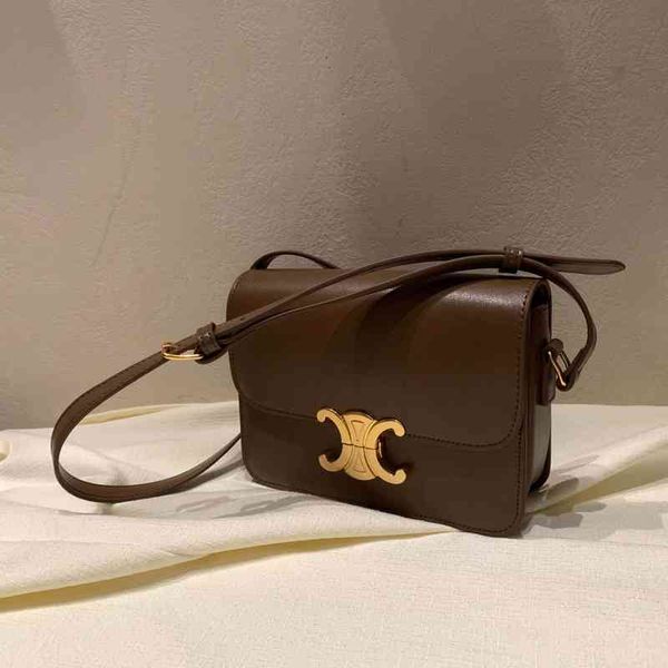 autumn and winter women's bag 2022 new high level axillary crossbody popular in france this year
autumn and winter women's bag 2022 new high level axillary crossbody popular in france this year