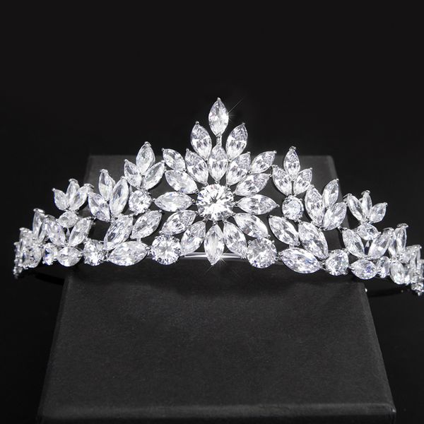 luxury crystal flower wedding tiara and crowns for women bridal prom party hair jewelry bride hair accessories birthday gift cake er, Slivery;golden
luxury crystal flower wedding tiara and crowns for women bridal prom party hair jewelry bride hair accessories birthday gift cake er, Slivery;golden
