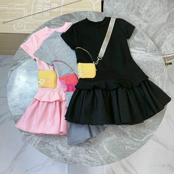 designer spring and summer clothes new girls' small bag printed and sewn mesh dress children's wear g220810, Red;yellow
designer spring and summer clothes new girls' small bag printed and sewn mesh dress children's wear g220810, Red;yellow