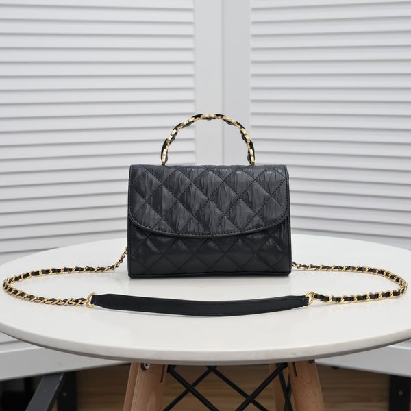 womens classic flap bags trendy gold metal hardware chain genuine leather crossbody shoulder crossbody bags handbags 23cm
womens classic flap bags trendy gold metal hardware chain genuine leather crossbody shoulder crossbody bags handbags 23cm
