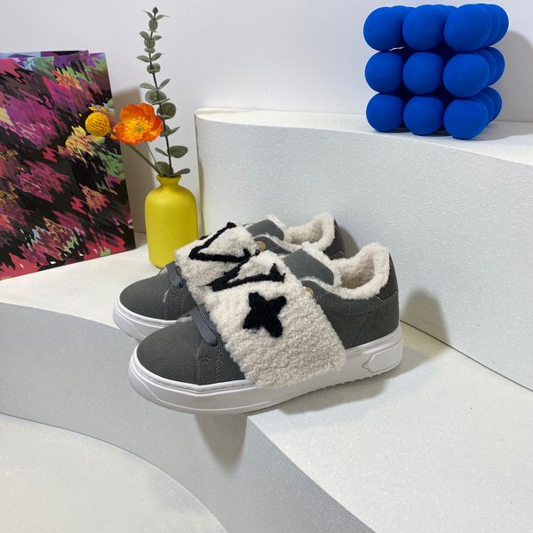 luxury brand sneakers shoes designer sneaker floral brocade cashmere genuine leather winter women shoe casual trainers by 1978 002, Black
luxury brand sneakers shoes designer sneaker floral brocade cashmere genuine leather winter women shoe casual trainers by 1978 002, Black