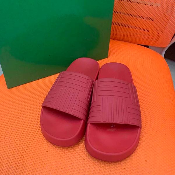family b woven flat slippers men's new fashion sandals wearing outside european station women's thick soled non slip beach shoes c, Black
family b woven flat slippers men's new fashion sandals wearing outside european station women's thick soled non slip beach shoes c, Black