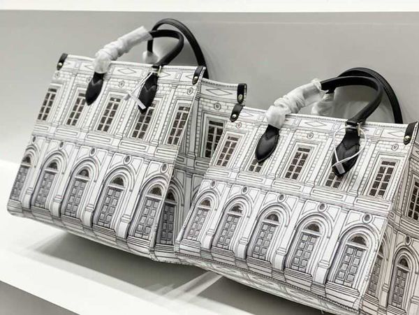 designer luxury women the tote bag fashion versatile handbags shoulder crossbody bags purse tories totes large capacity saddle wallets 7a 52
designer luxury women the tote bag fashion versatile handbags shoulder crossbody bags purse tories totes large capacity saddle wallets 7a 52