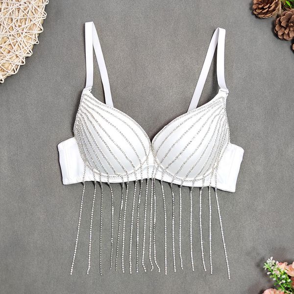 rhinestone ribbon bra nightclub stage kaze jun wants a beautiful back tube vest., Red;black
rhinestone ribbon bra nightclub stage kaze jun wants a beautiful back tube vest., Red;black