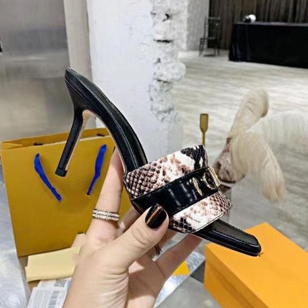 2022 trendy womens slippers beautiful scuffs shoes summer beach slides girls slippers flops loafers sandals 35-43 mkjl0006 dlc, Black
2022 trendy womens slippers beautiful scuffs shoes summer beach slides girls slippers flops loafers sandals 35-43 mkjl0006 dlc, Black
