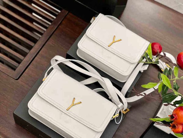 shopping bags hight capacity tofu bun women handbag shoulder leather luxury designer crossbody female box 220316
shopping bags hight capacity tofu bun women handbag shoulder leather luxury designer crossbody female box 220316
