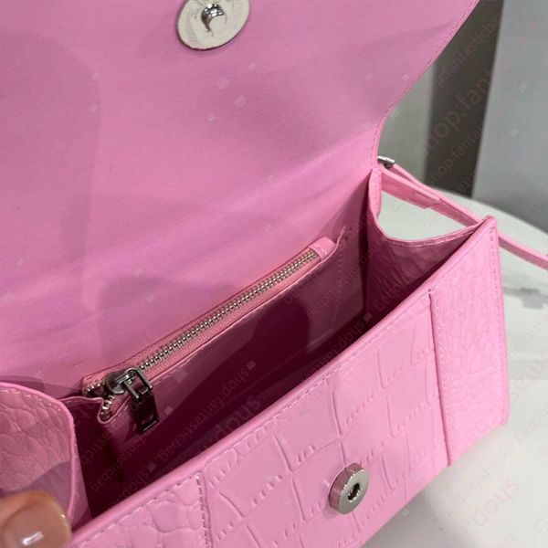 cross body fashion designer bags small crocodile leather hourglass totes women handbags shopping purses wallet luxury pu leather with letter
cross body fashion designer bags small crocodile leather hourglass totes women handbags shopping purses wallet luxury pu leather with letter
