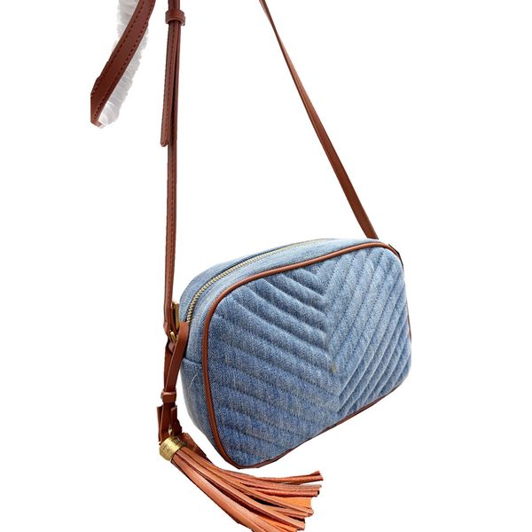 women's shoulder bag designer's design denim single chain tassel pendant camera bag size 23cm
women's shoulder bag designer's design denim single chain tassel pendant camera bag size 23cm