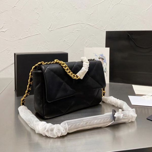 designers mini bags women shoulder bag marmont handbag messenger totes fashion metallic handbags classic crossbody clutch pretty 002
designers mini bags women shoulder bag marmont handbag messenger totes fashion metallic handbags classic crossbody clutch pretty 002