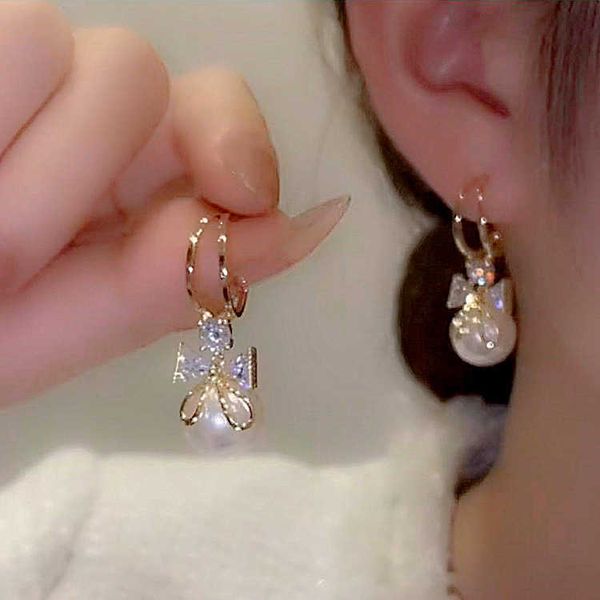 korean pearl earrings design sense net red pendant new silver needle earrings female, Golden
korean pearl earrings design sense net red pendant new silver needle earrings female, Golden