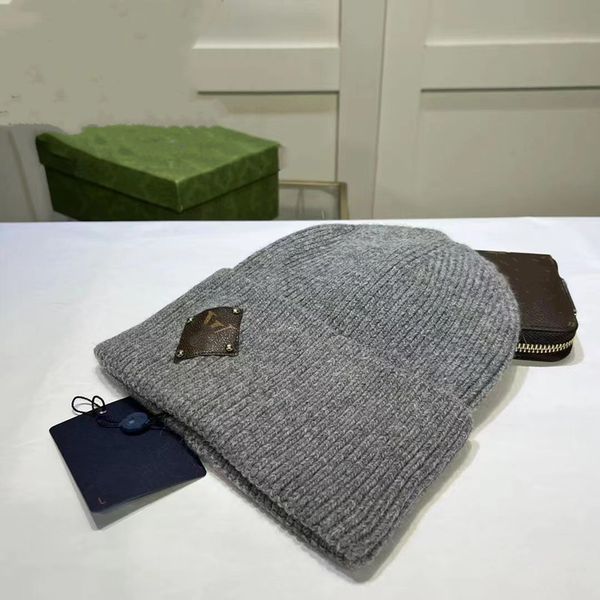 fashion designer luxury brand super brand luxury beanie women's trend in autumn and winter l letter solid knitted hat outdoor warm keep, Blue;gray
fashion designer luxury brand super brand luxury beanie women's trend in autumn and winter l letter solid knitted hat outdoor warm keep, Blue;gray
