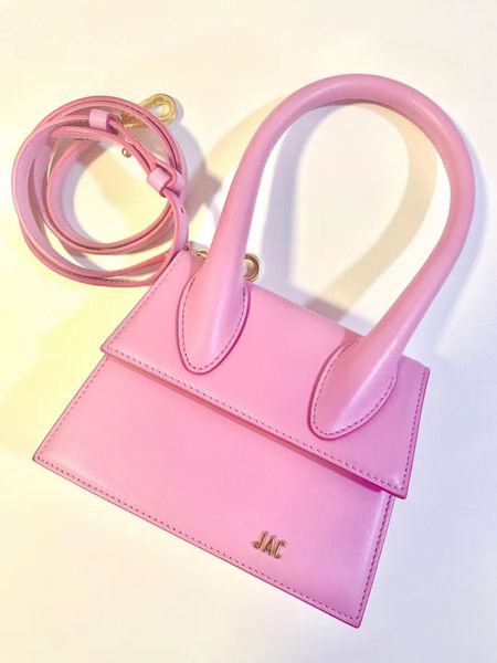 classic clutch jacquem woc leather arge bags tote designer bag crossbody womens famous messenger baguette handbag luxury mens shoulder bags
classic clutch jacquem woc leather arge bags tote designer bag crossbody womens famous messenger baguette handbag luxury mens shoulder bags