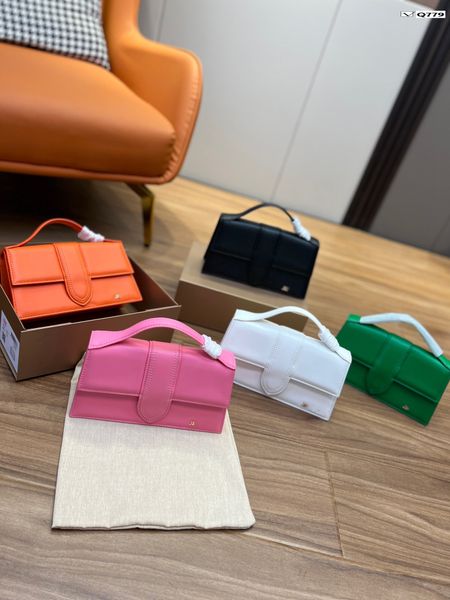 designer ladies leather handbag shoulder bag fashion classic lady liquid european and n style inner compartment with box, Red;black
designer ladies leather handbag shoulder bag fashion classic lady liquid european and n style inner compartment with box, Red;black