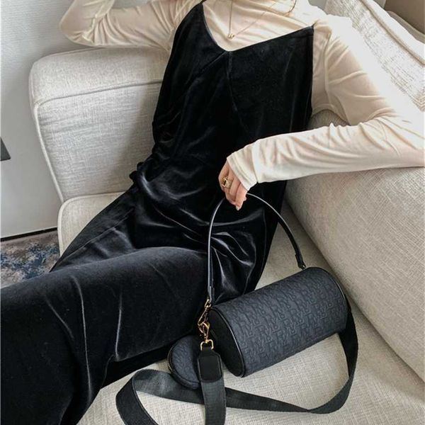 handbag two pillow women's new messenger one shoulder portable versatile fashion medieval bag
handbag two pillow women's new messenger one shoulder portable versatile fashion medieval bag