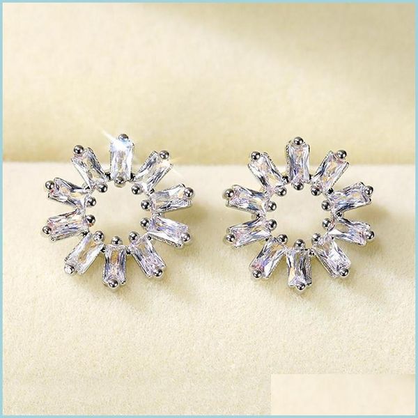stud stud romantic hollow out flower design girl earrings sier color inlaid brilliant cz stylish versatile women jewelry drop deliver dhygo, Golden;silver
stud stud romantic hollow out flower design girl earrings sier color inlaid brilliant cz stylish versatile women jewelry drop deliver dhygo, Golden;silver